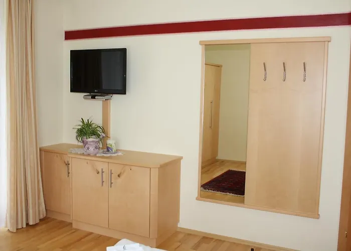 Sonnblick Am Woerthersee Guest house 4*