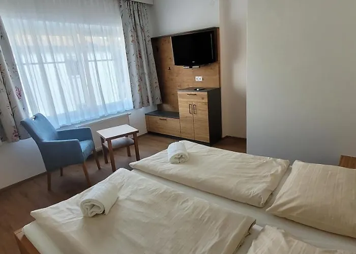 Sonnblick Am Woerthersee Guest house Portschach am Woerthersee